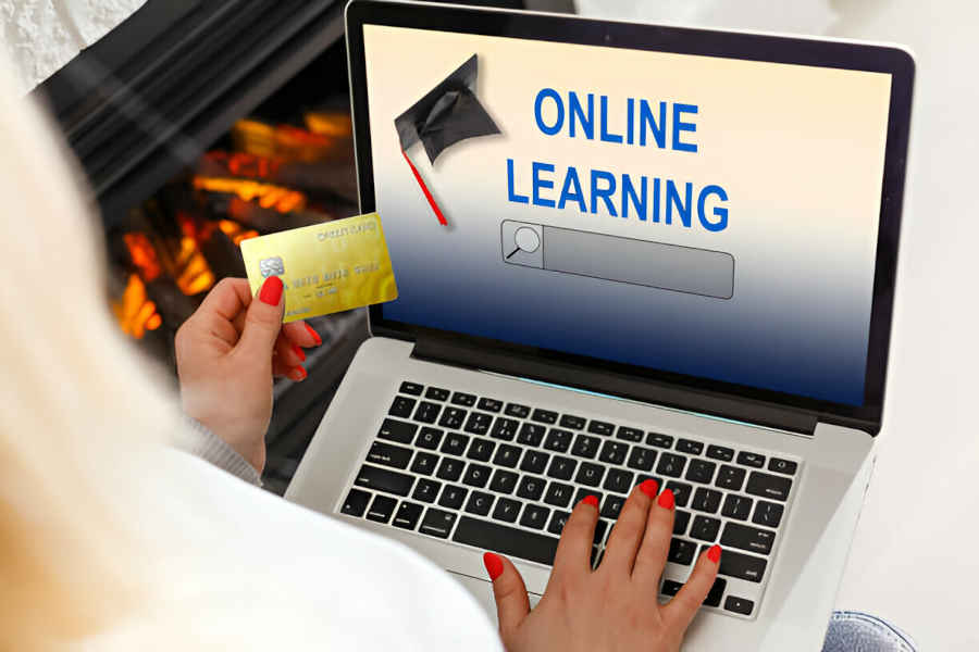 Affordable Online Colleges That Offer Free Laptops